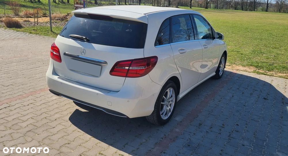 Mercedes-Benz Klasa B 180 (CDI) d 7G-DCT - 7