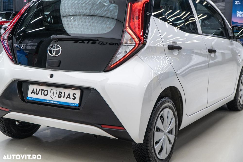 Toyota Aygo 1.0 VVY-I 5 usi X-style - 37