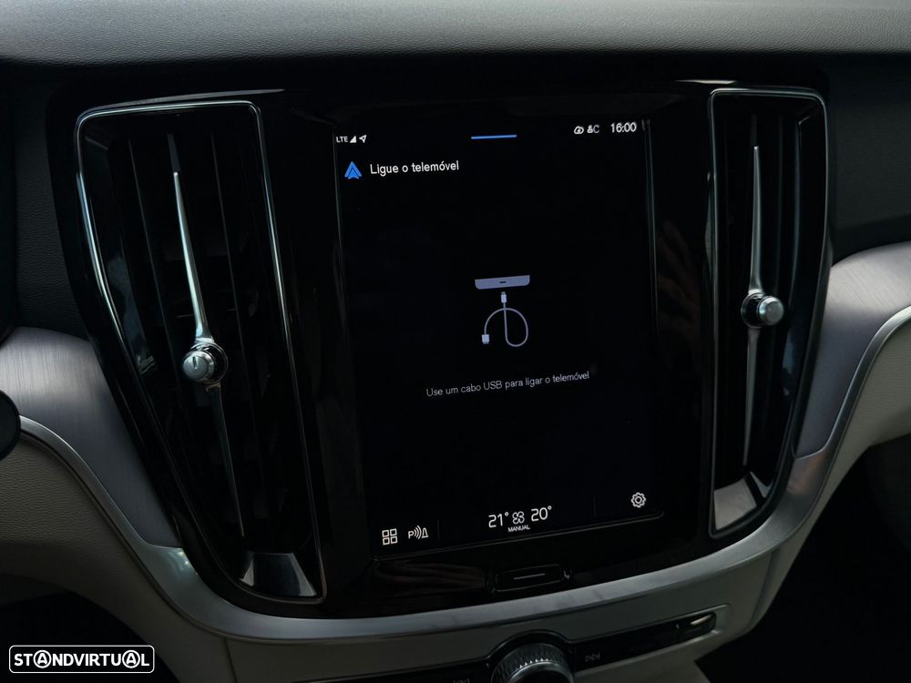 Volvo V60 2.0 T6 AWD TE Essential - 37