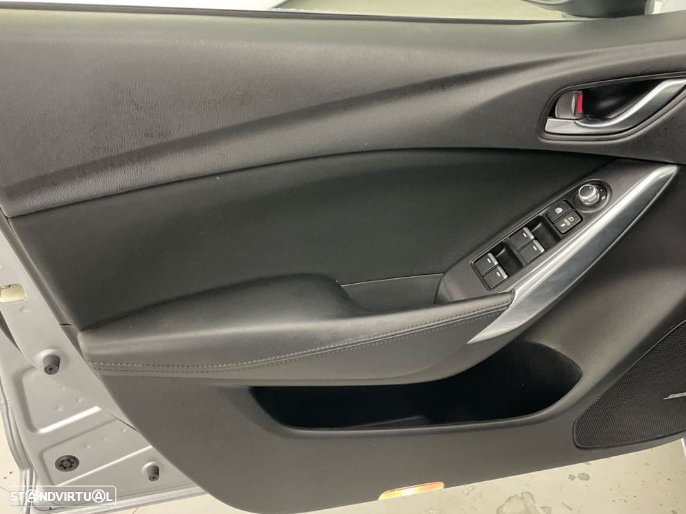 Mazda 6 M6 2.2 SKY-D Excellence Navi - 16