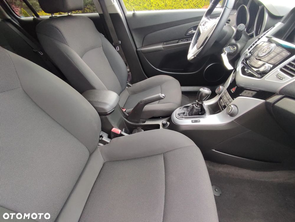 Chevrolet Cruze 1.4T LTZ+ - 17