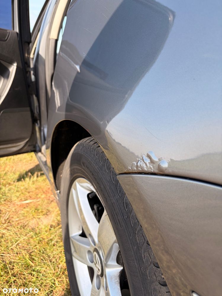 Volkswagen Passat - 20