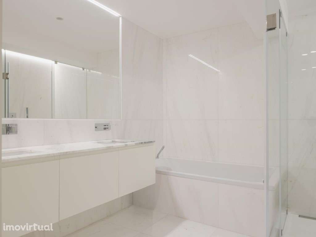 Ritz - Apartamento T2 com Garagem para 2 Carros | Próximo do Parque... - Grande imagem: 5/15