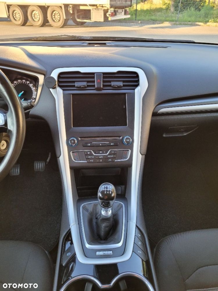 Ford Mondeo 2.0 TDCi Ambiente - 20