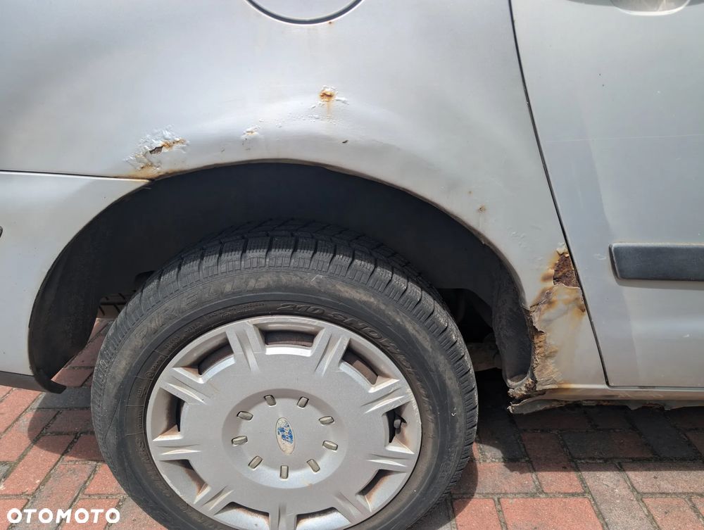 Ford Galaxy 2.0 - 8