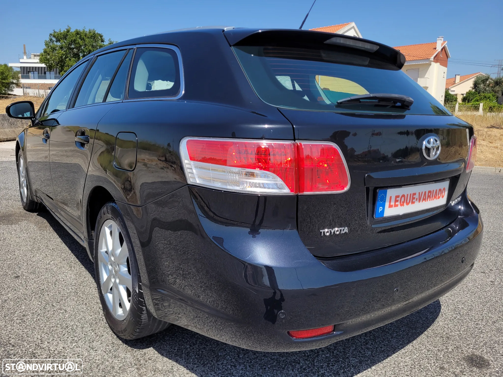 Toyota Avensis SW 2.0 D-4D - 26