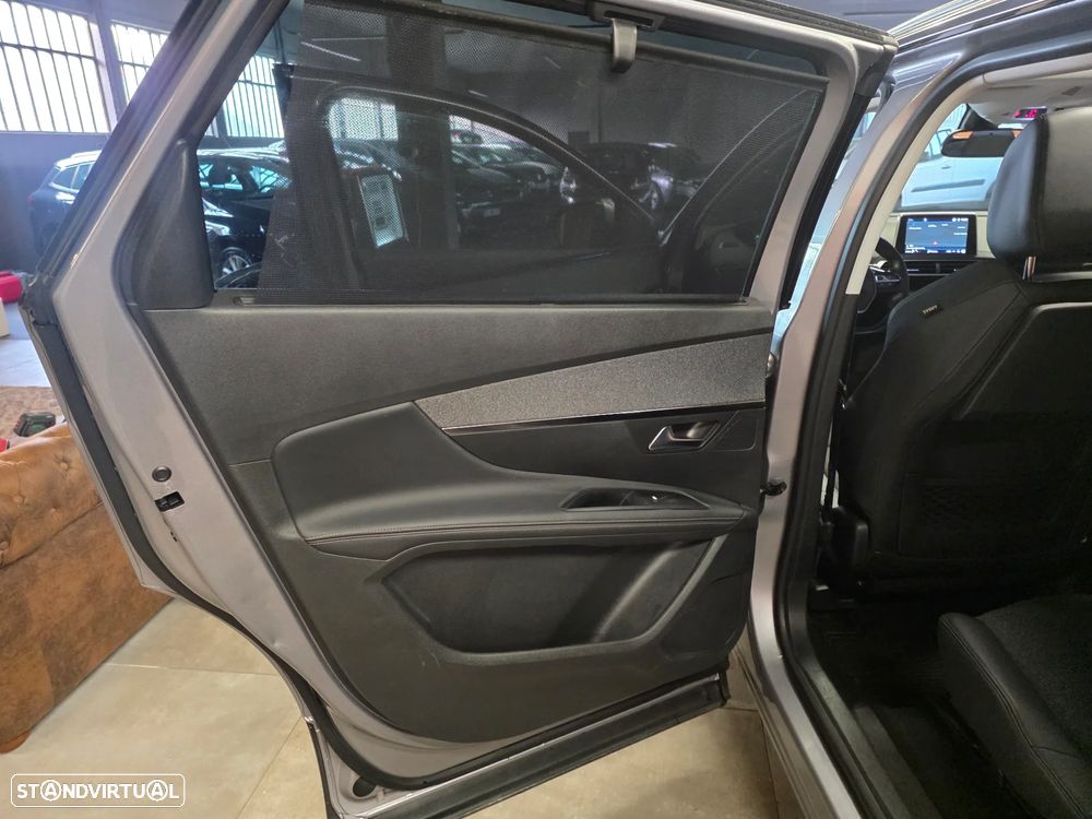 Peugeot 5008 BlueHDI 130 EAT8 Allure Pack - 11