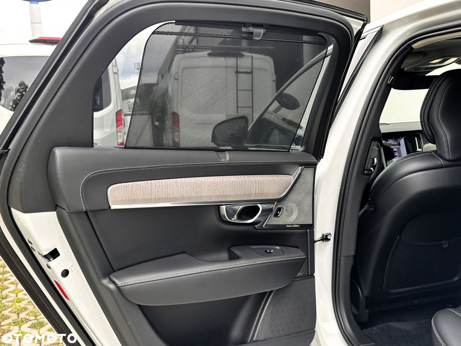 Volvo S90 - 16