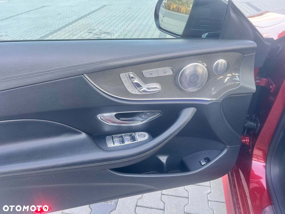 Mercedes-Benz Klasa E 400 4-Matic 9G-TRONIC - 7