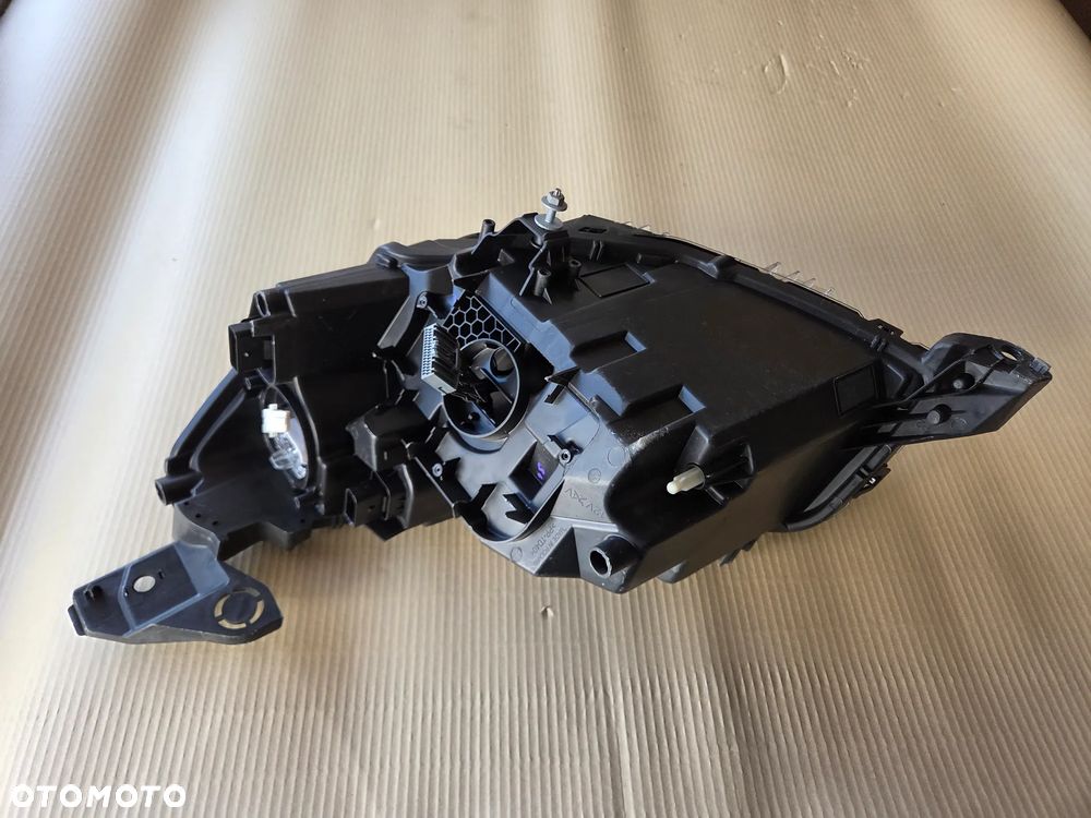 Lampa przednia prawa Full Led Peugeot 208 II 2008 II - 12