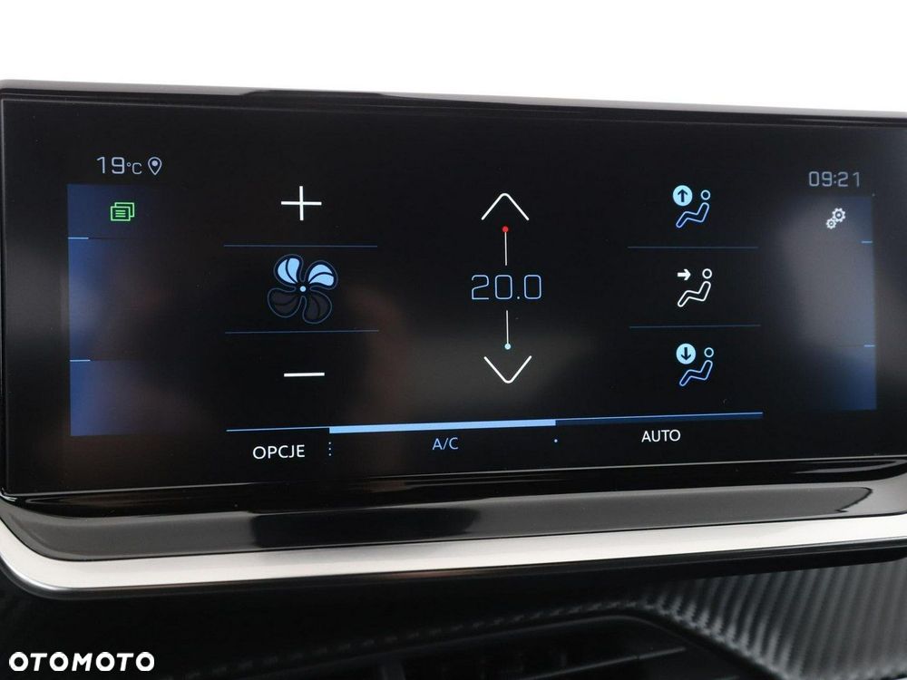 Peugeot 2008 1.2 PureTech GT S&S - 28