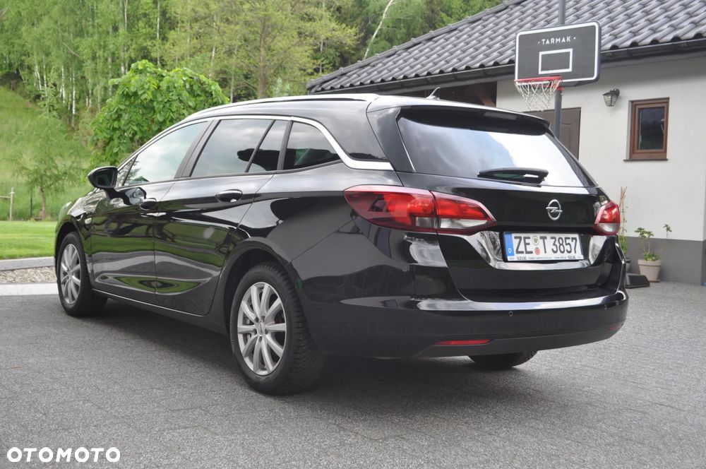 Opel Astra 1.4 Turbo Edition - 17