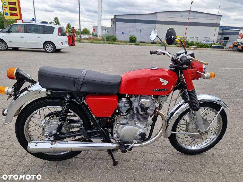 Honda CB - 8