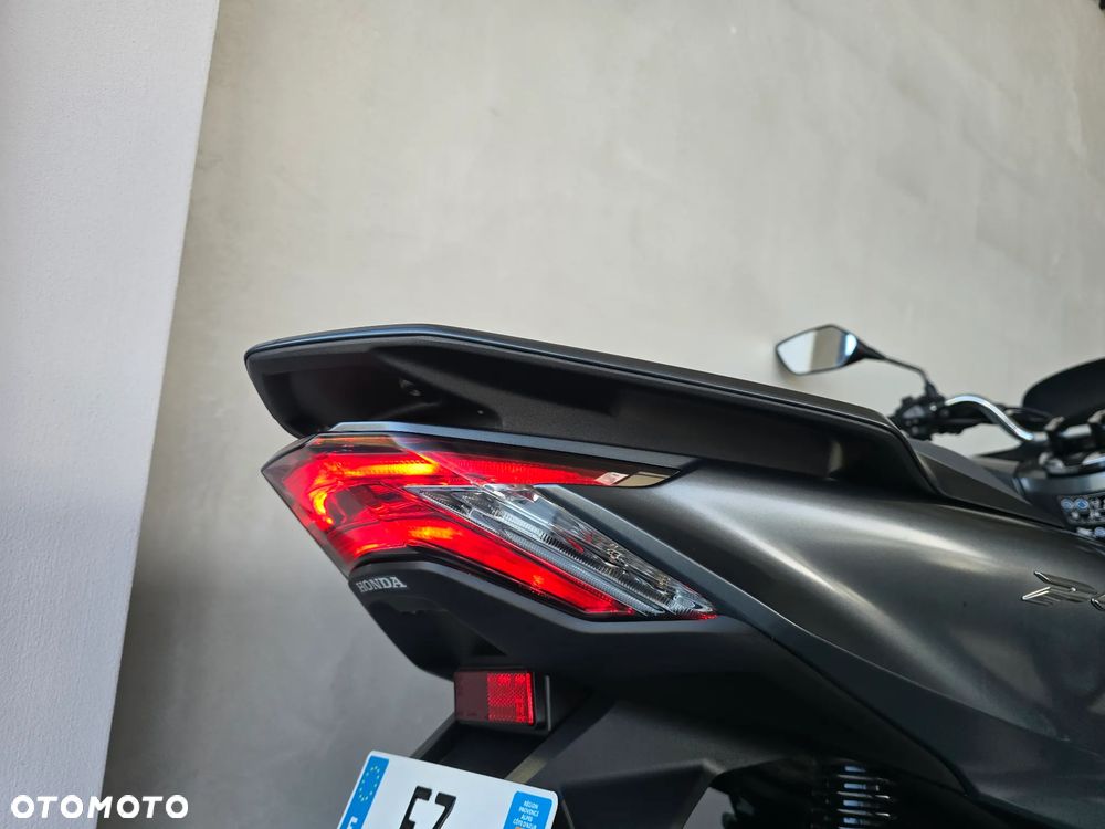 Honda PCX - 28