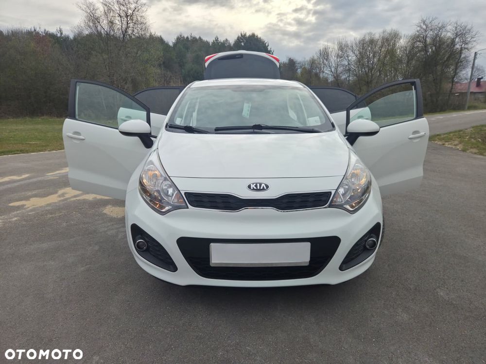 Kia Rio 1.2 L - 26