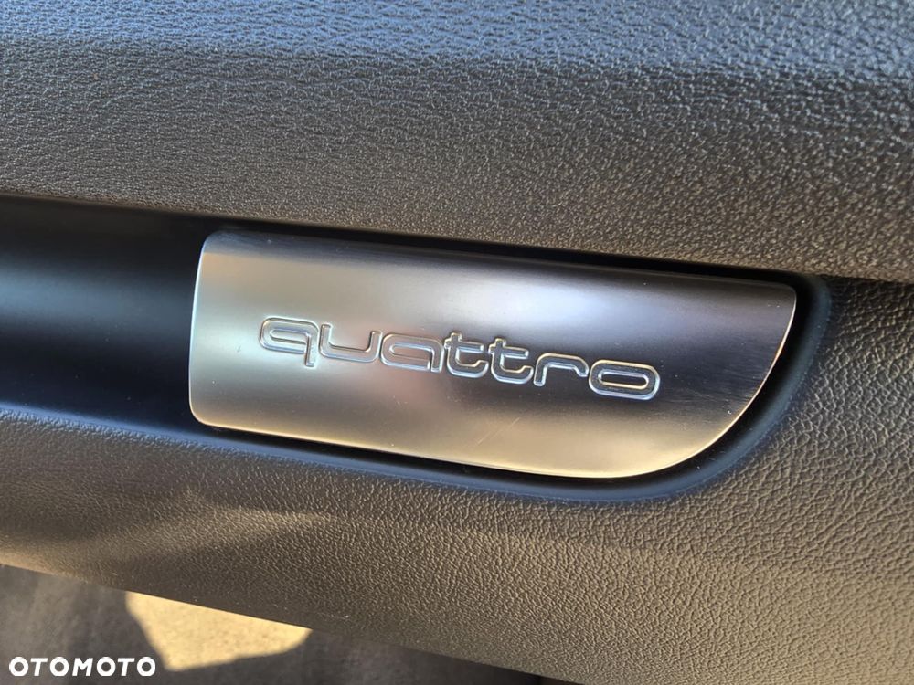 Audi A3 3-drzwiowe 2.0 TDI Quattro Ambiente - 32