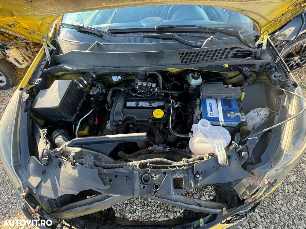 Dezmembram Opel Corsa D A10XEP - 2