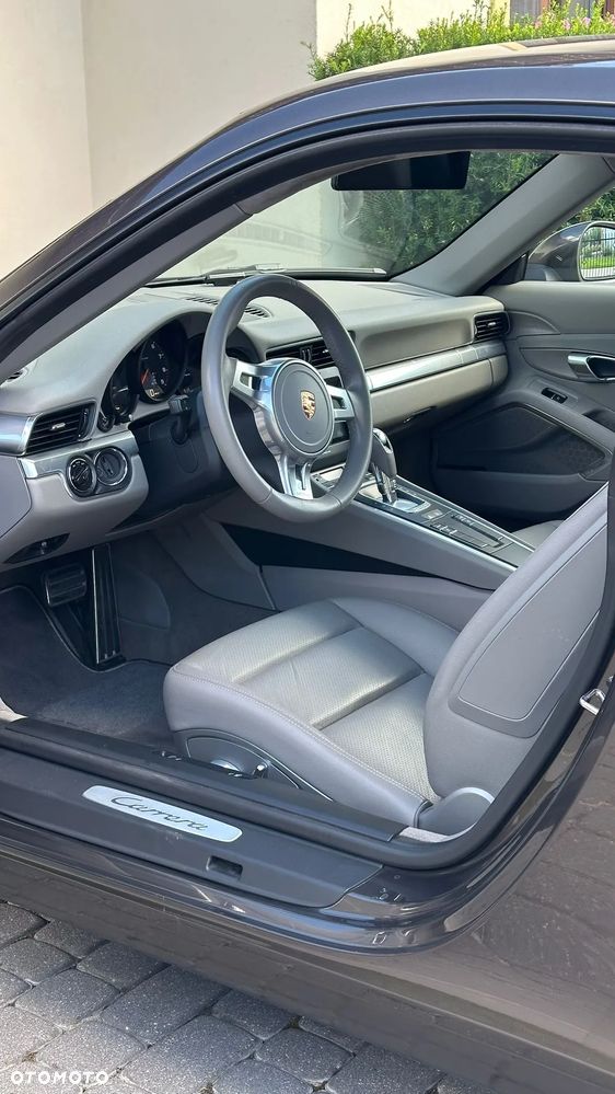 Porsche 911 Carrera PDK - 3