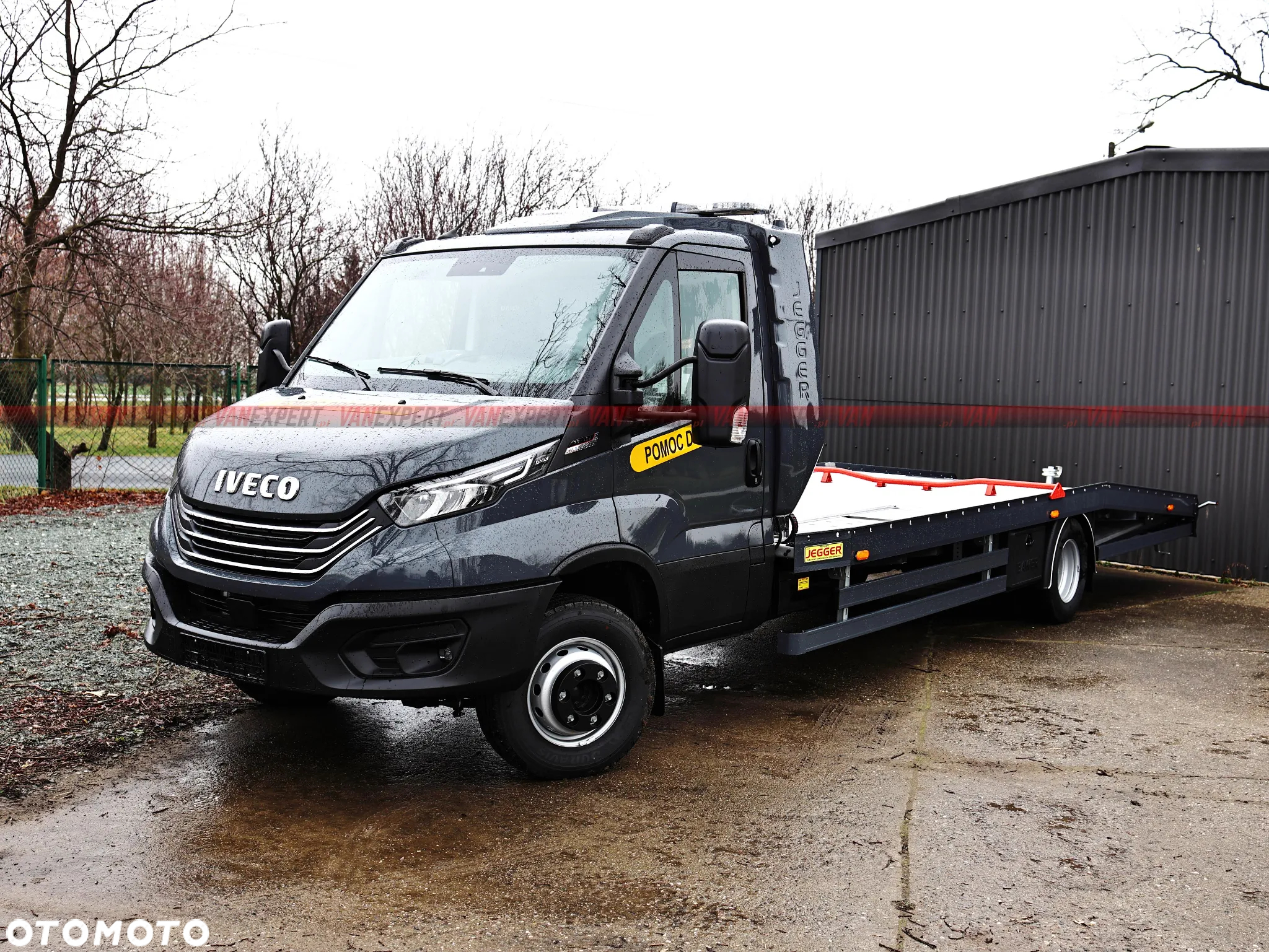 Iveco Daily 70C18H A8 P Laweta z zapadniami - 4