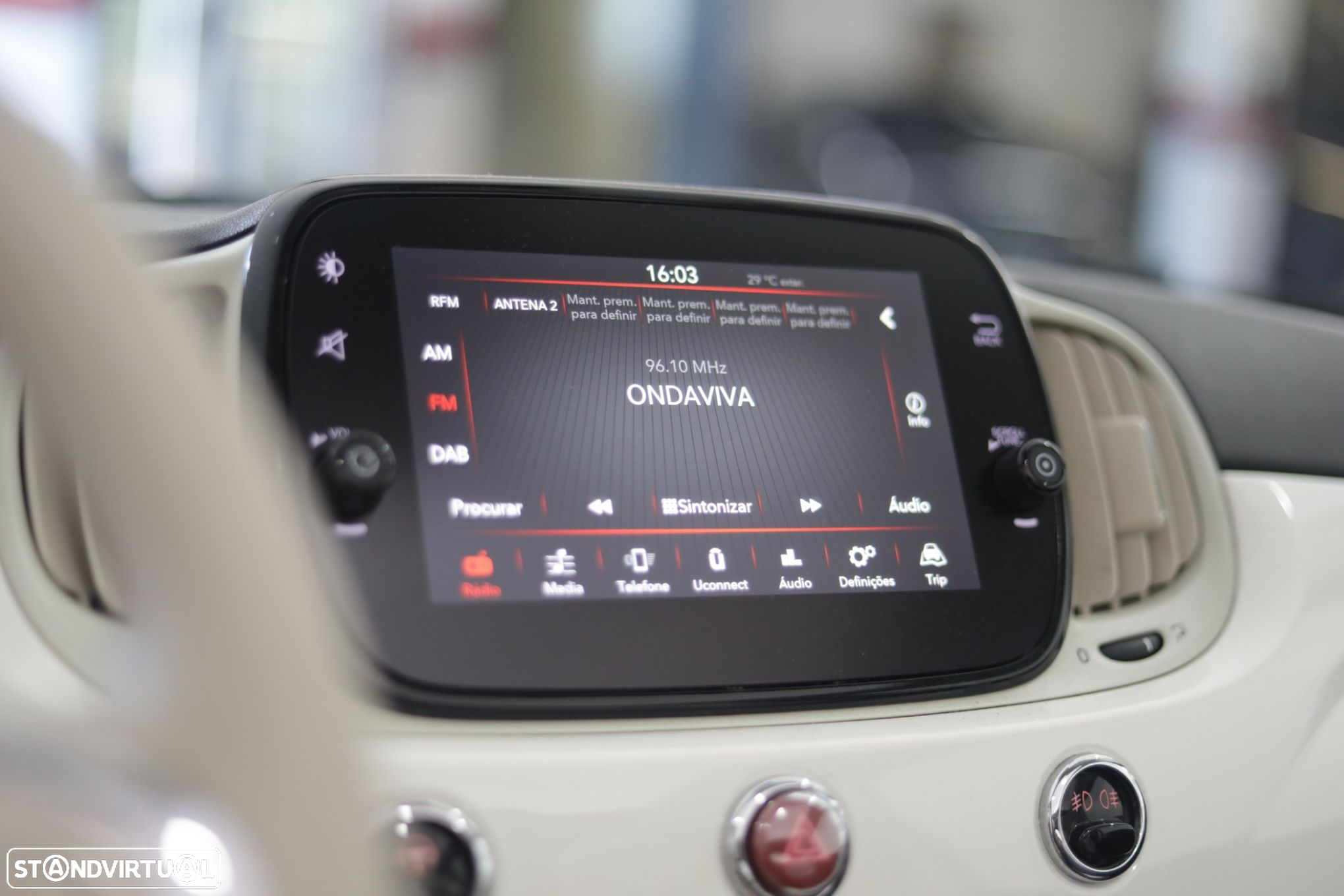 Fiat 500C 1.0 Hybrid Lounge - 10