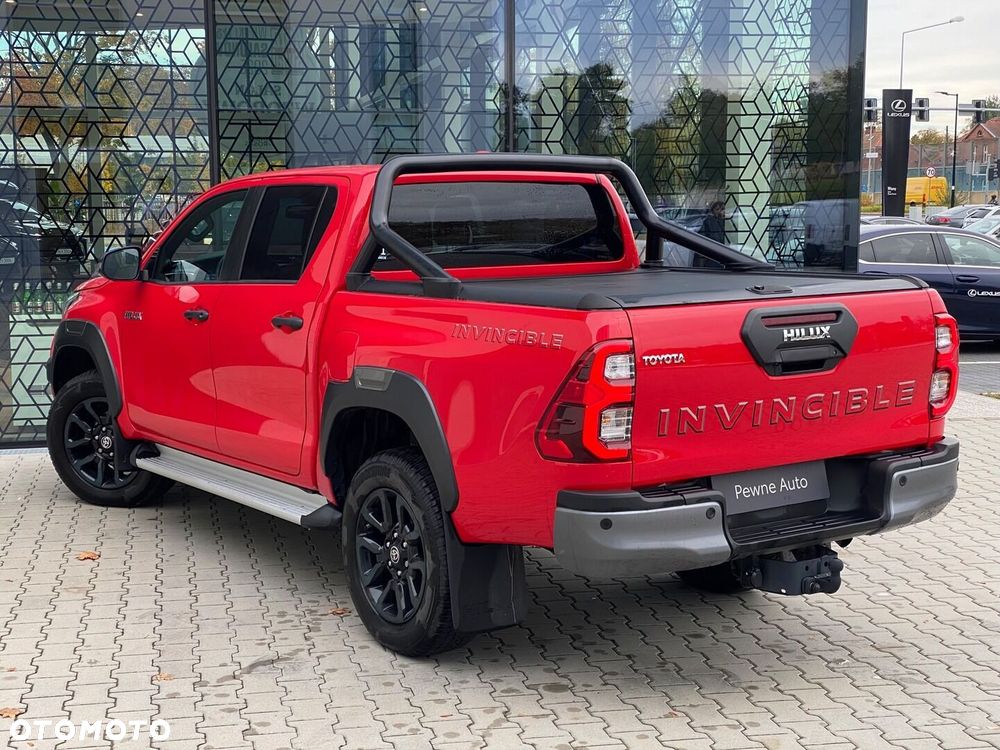 Toyota Hilux 2.8 D-4D mHEV Double Cab Invincible 4x4 - 11