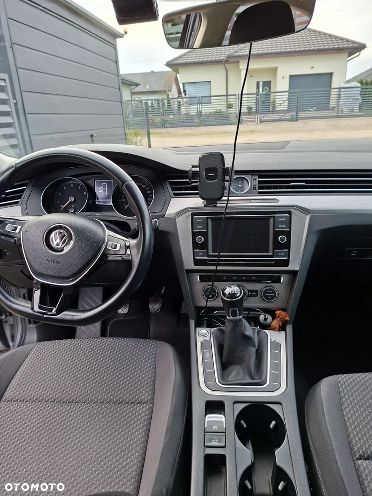Volkswagen Passat 1.4 TSI BMT Trendline - 10