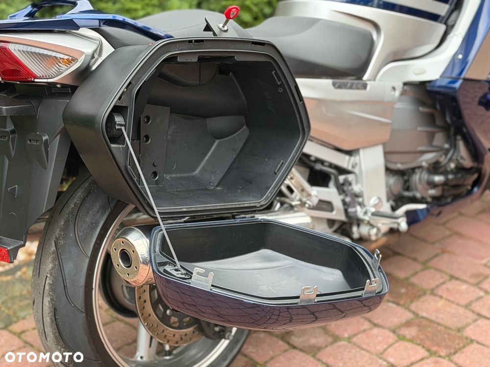 Yamaha FJR - 26