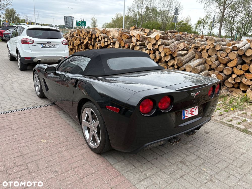 Chevrolet Corvette - 3