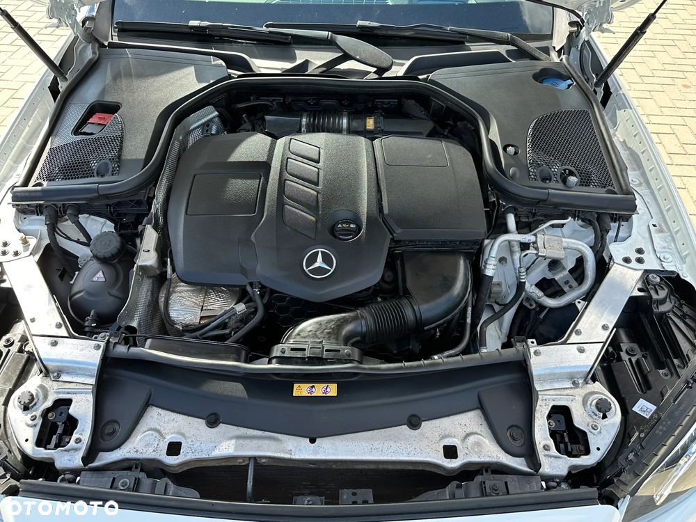 Mercedes-Benz Klasa E - 29