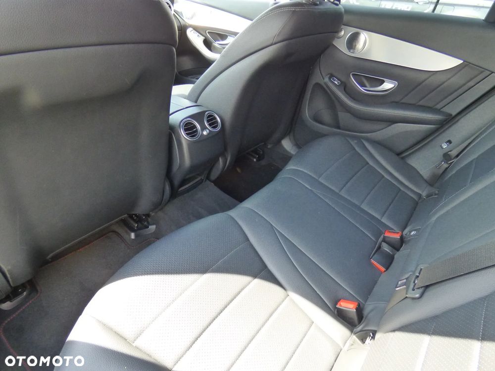 Mercedes-Benz GLC 250 4-Matic - 15