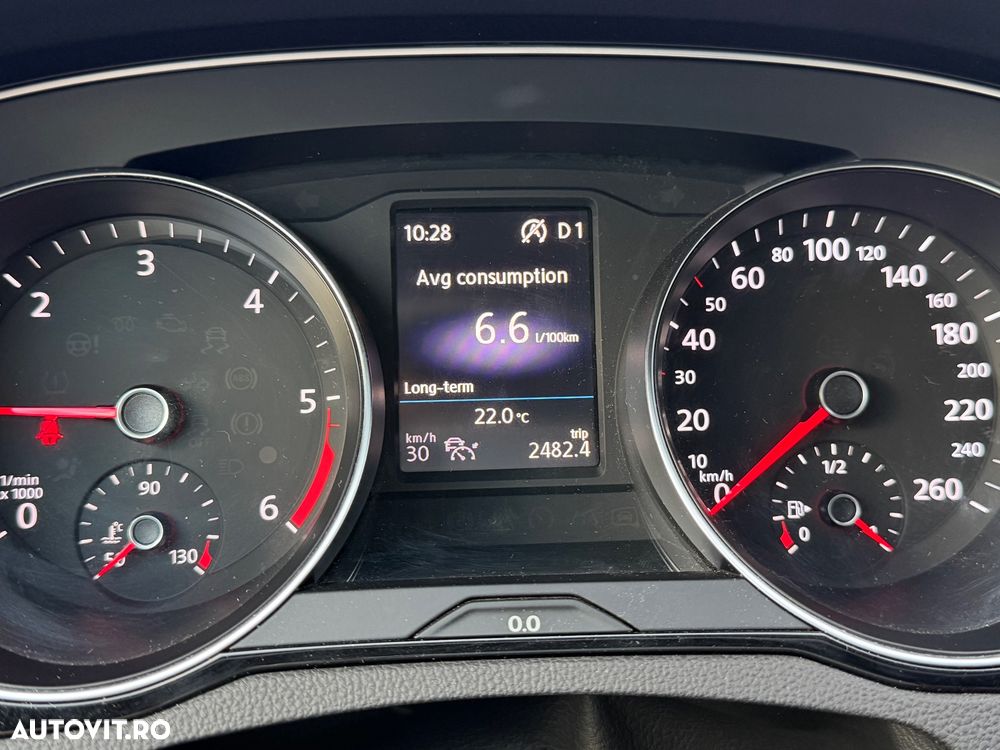 Volkswagen Passat 2.0 TDI DSG Comfortline - 30