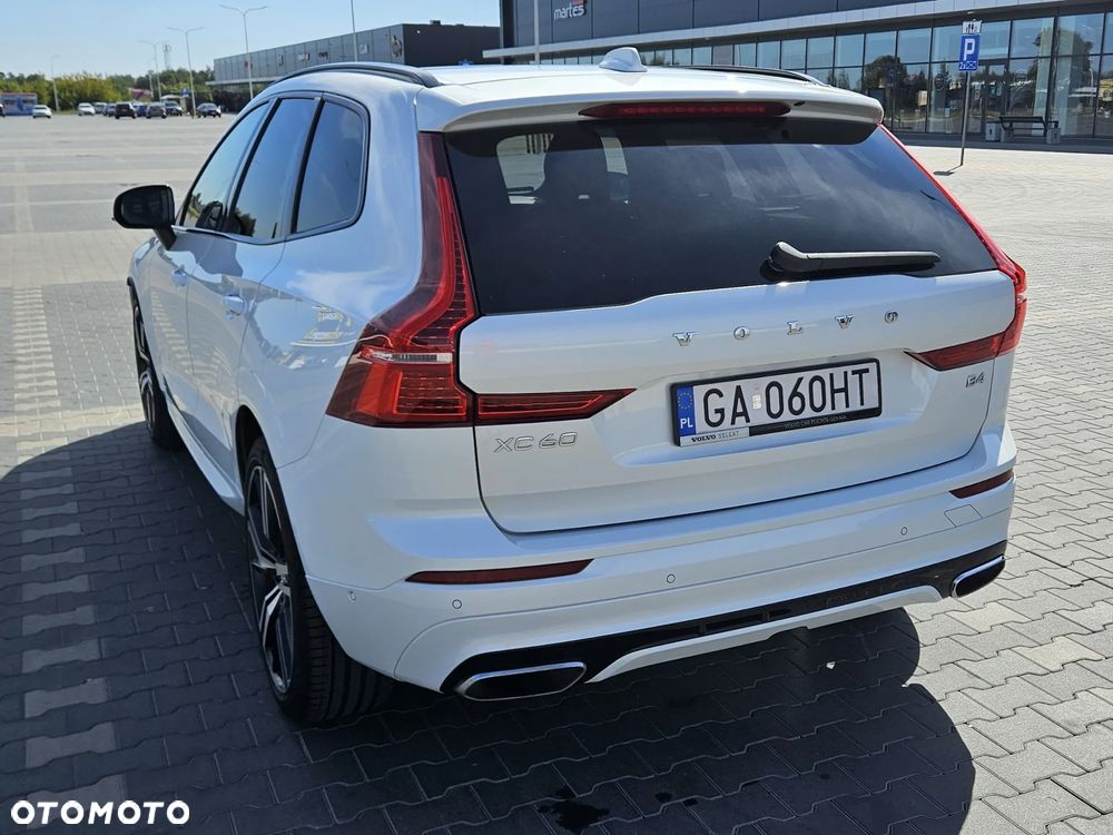 Volvo XC 60 B4 B R-Design - 10