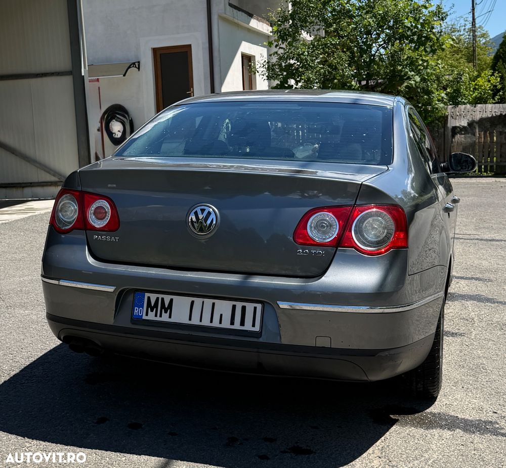 Volkswagen Passat - 22