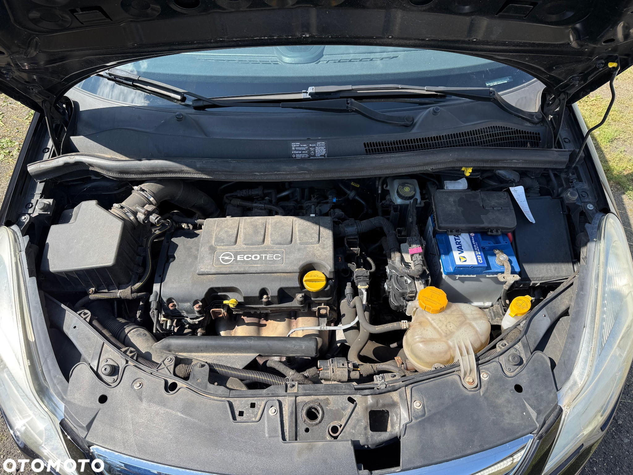 Opel Corsa 1.4 16V Satellite - 16