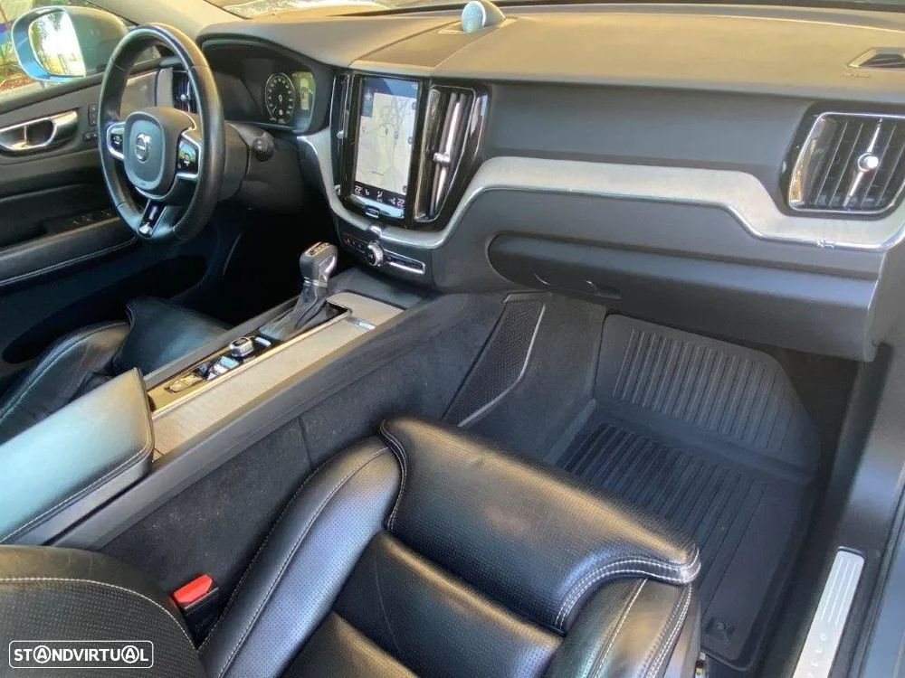 Volvo XC 60 2.0 D4 Inscription AWD Geartronic - 7