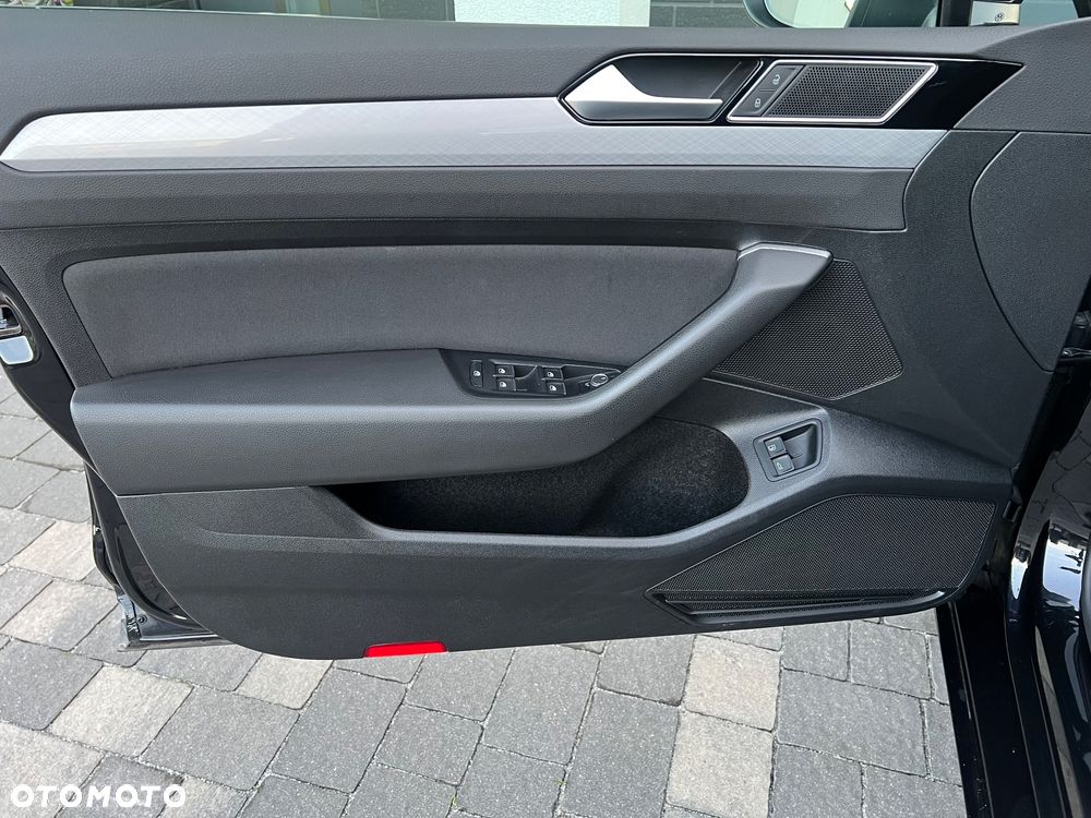 Volkswagen Passat 1.4 TSI Plug-In-Hybrid GTE - 27