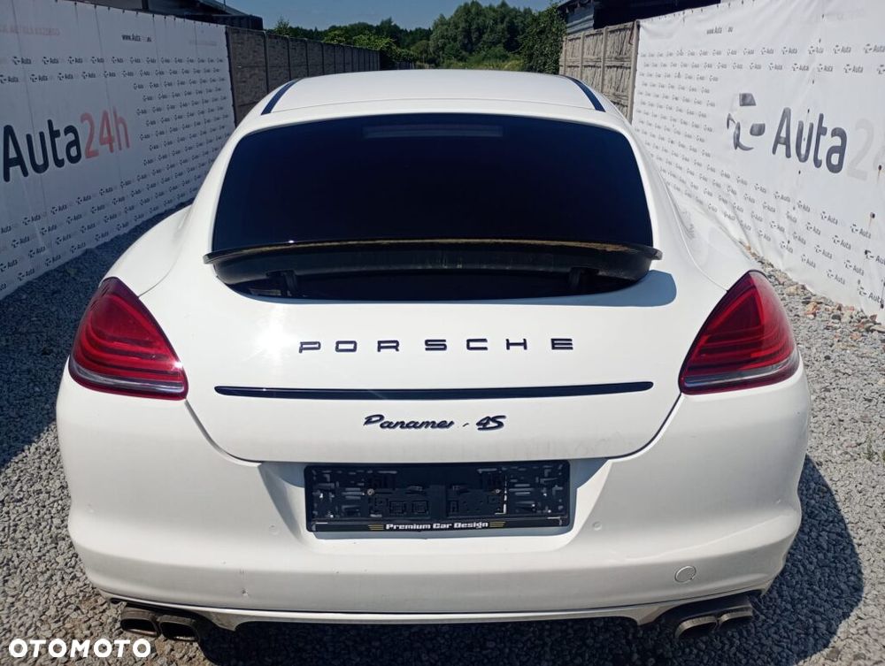 Porsche Panamera 4S PDK - 5