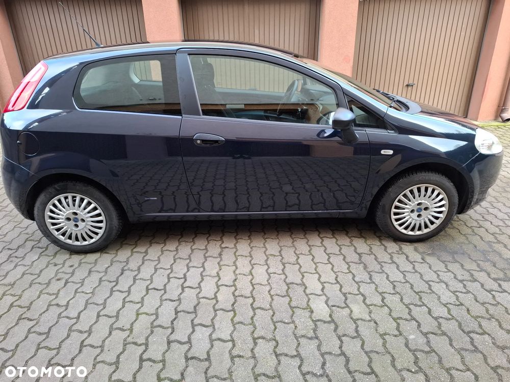 Fiat Grande Punto 1.2 8V Go - 26