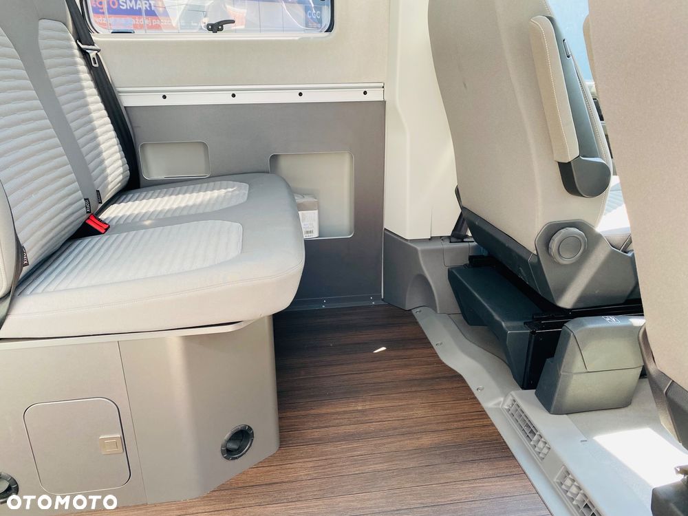 Volkswagen GRAND CALIFORNIA - 22