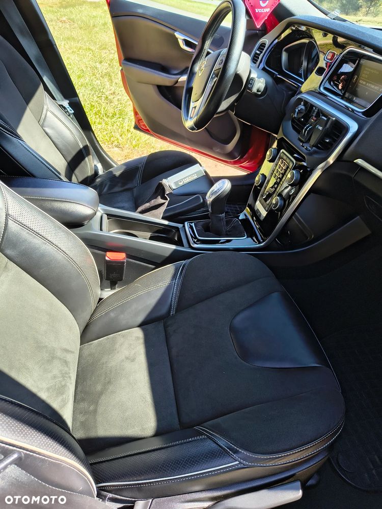 Volvo V40 T2 - 13