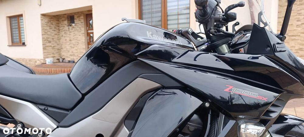 Kawasaki Ninja 1000 SX - 28