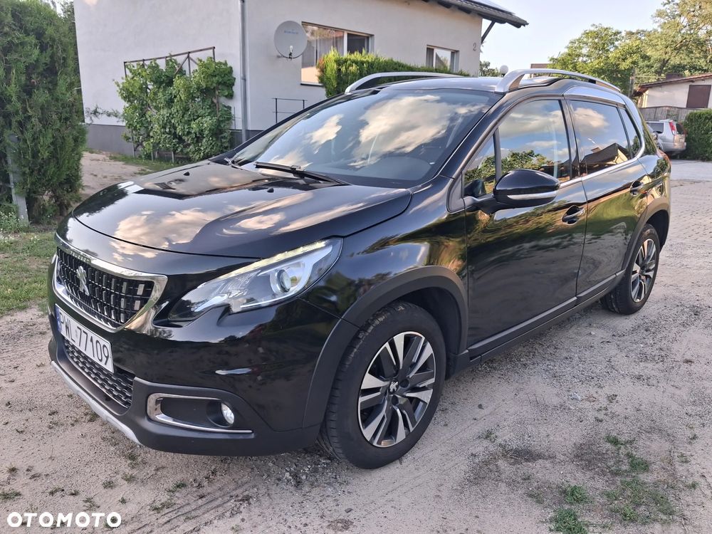 Peugeot 2008 1.2 Pure Tech Allure S&S EAT6 - 1