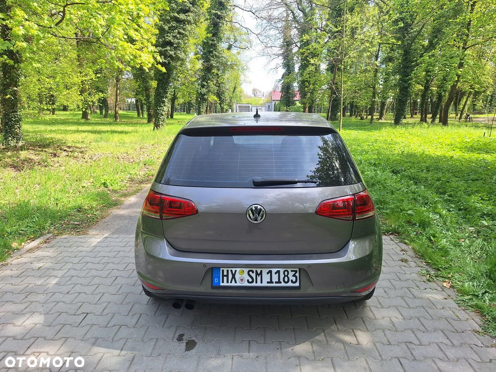 Volkswagen Golf 1.4 TSI BMT Highline - 22