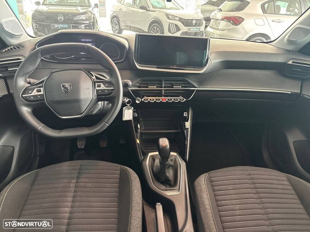 Peugeot 208 1.2 PureTech Active - 8