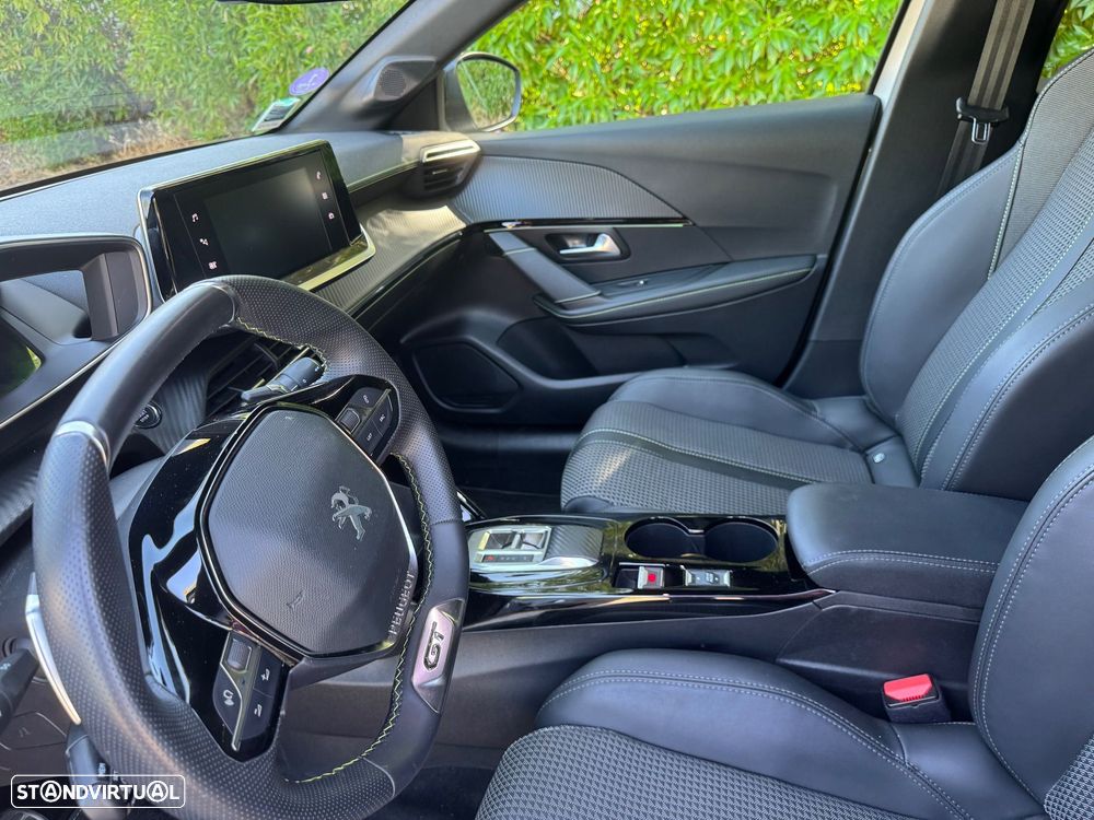 Peugeot 208 1.2 PureTech GT EAT8 - 9