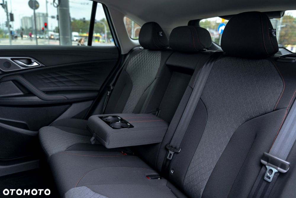MG EHS 1.5T PHEV Excite - 34