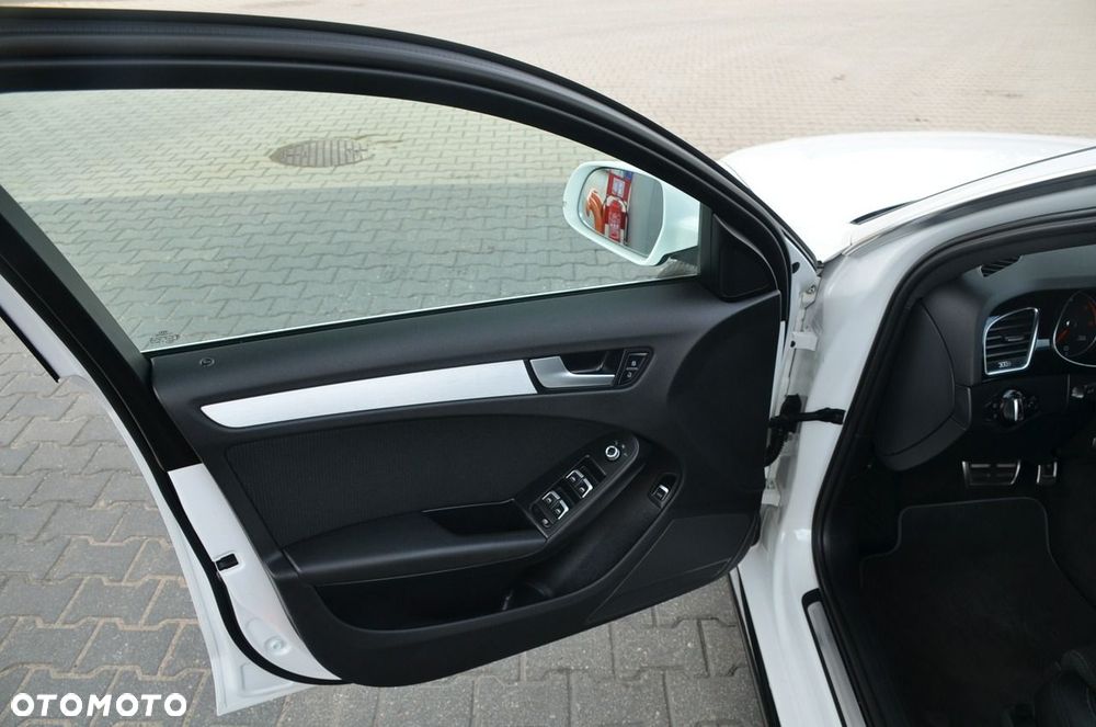 Audi A4 Avant - 15