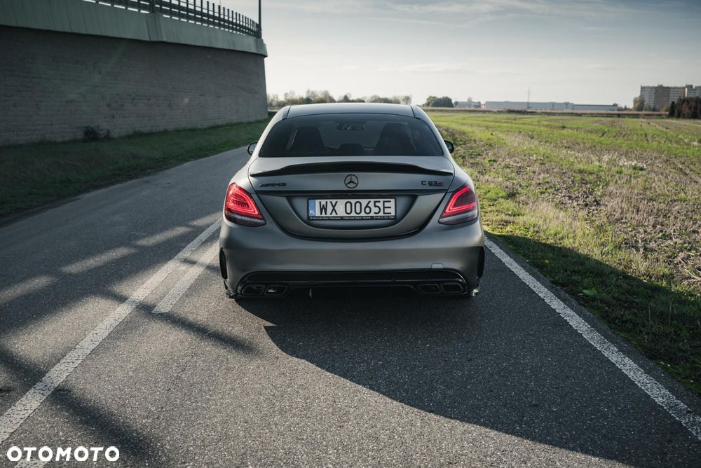 Mercedes-Benz Klasa C AMG 63 S - 4