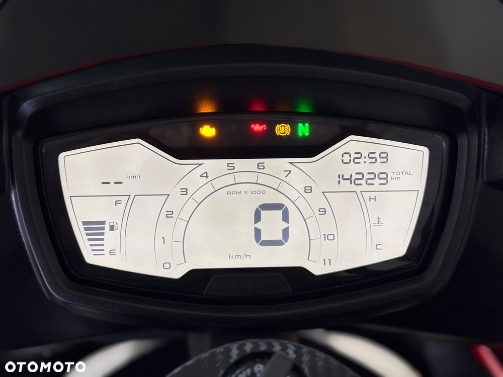 Aprilia Tuono - 8