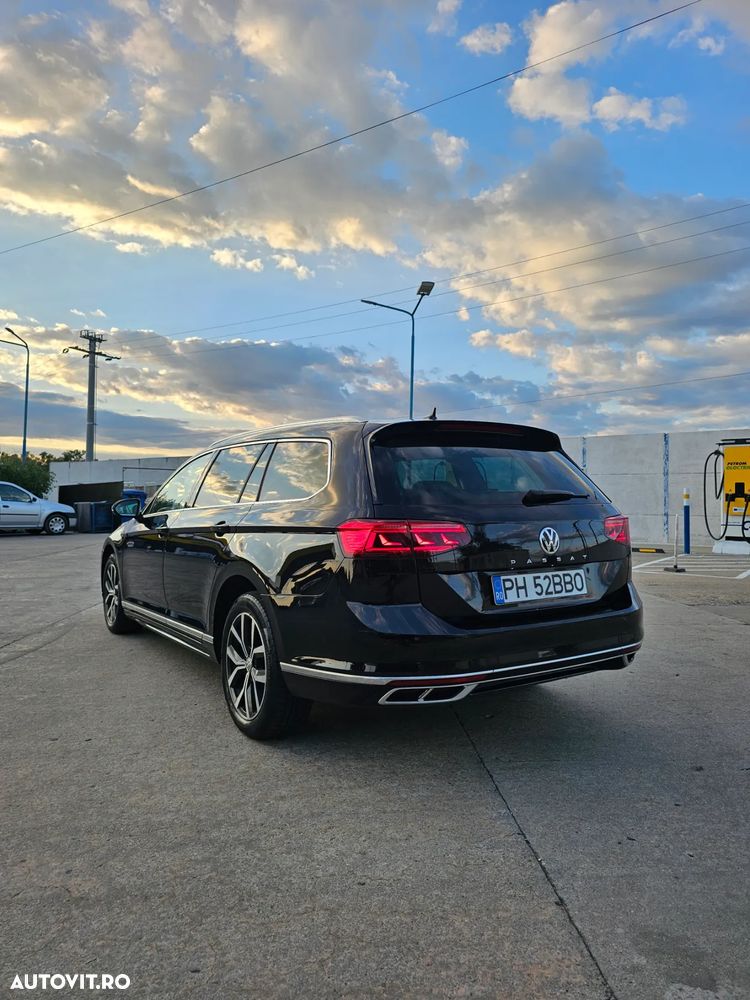 Volkswagen Passat Variant 2.0 TDI DSG R Executive - 4